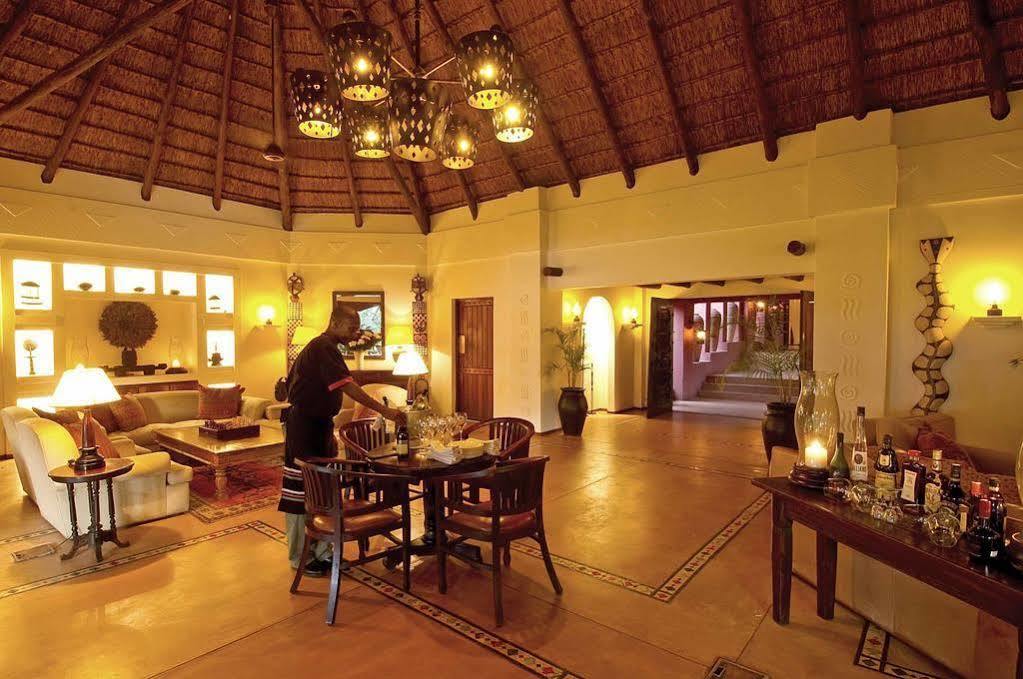 Sanctuary Chobe Chilwero Ξενοδοχείο Kasane Εξωτερικό φωτογραφία